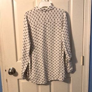 H&M White Black Bow Print Button Down Size 6